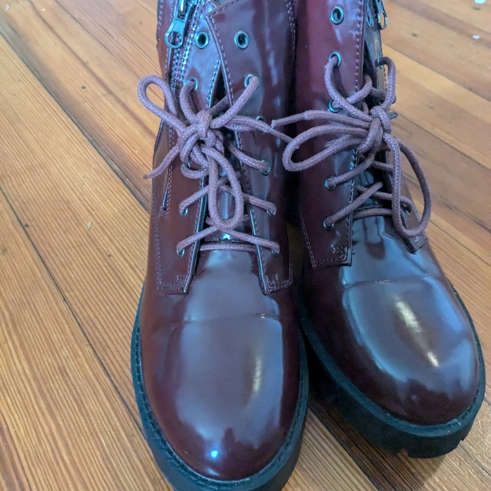Booties - Picture 6 of 7